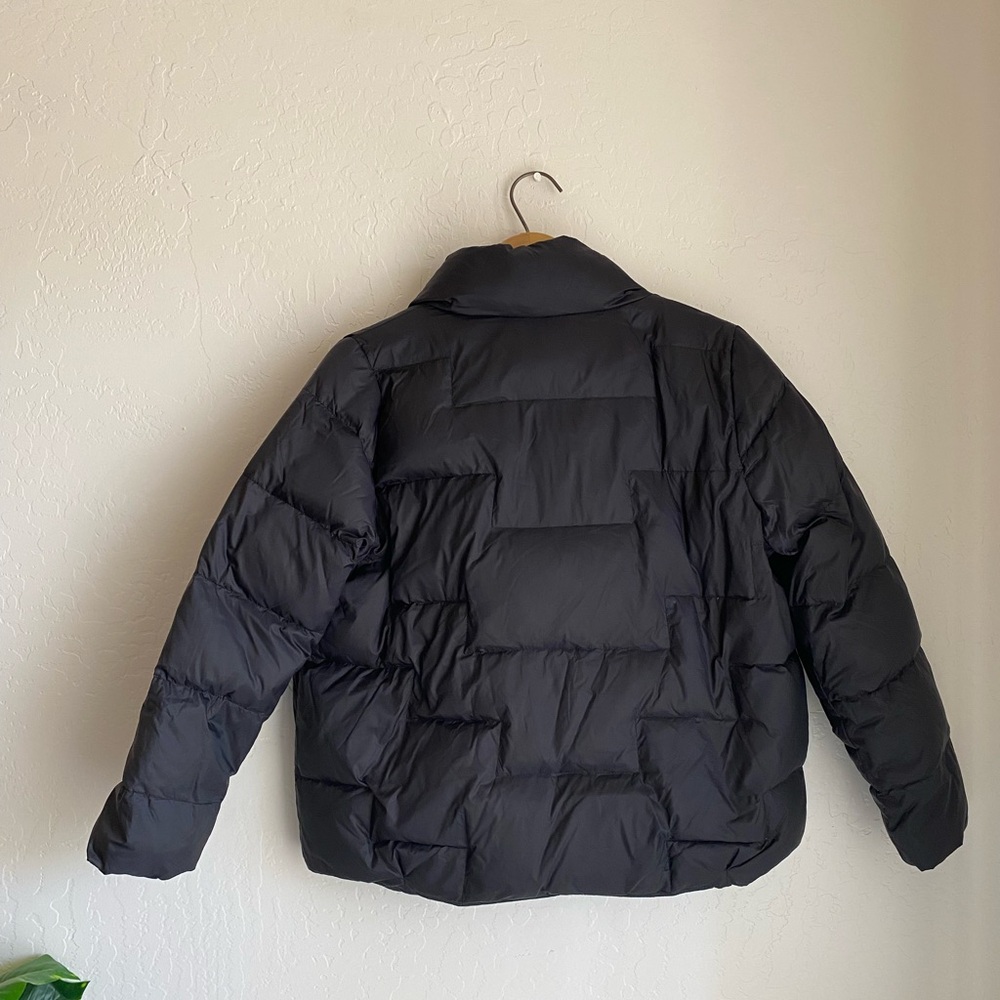 Womens Cropped Puffer - Picture 3 of 3